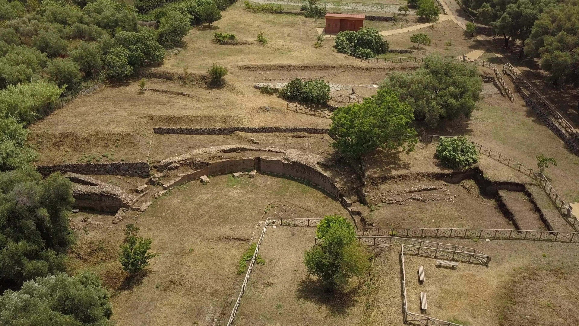 Panoramica del Parco Archeologico dei Tauriani